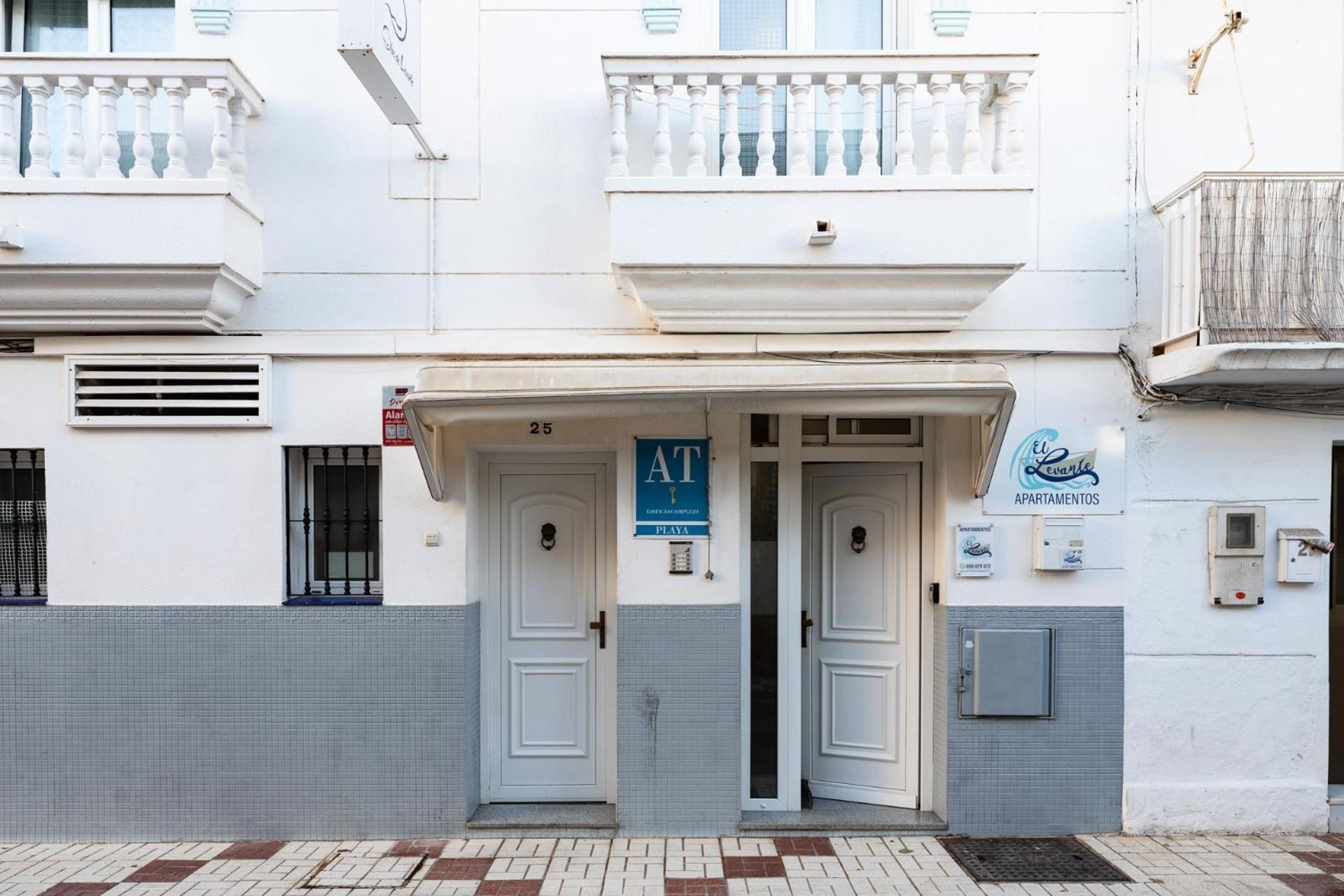 Malagasuite El Levante Apartments Торремолинос Экстерьер фото