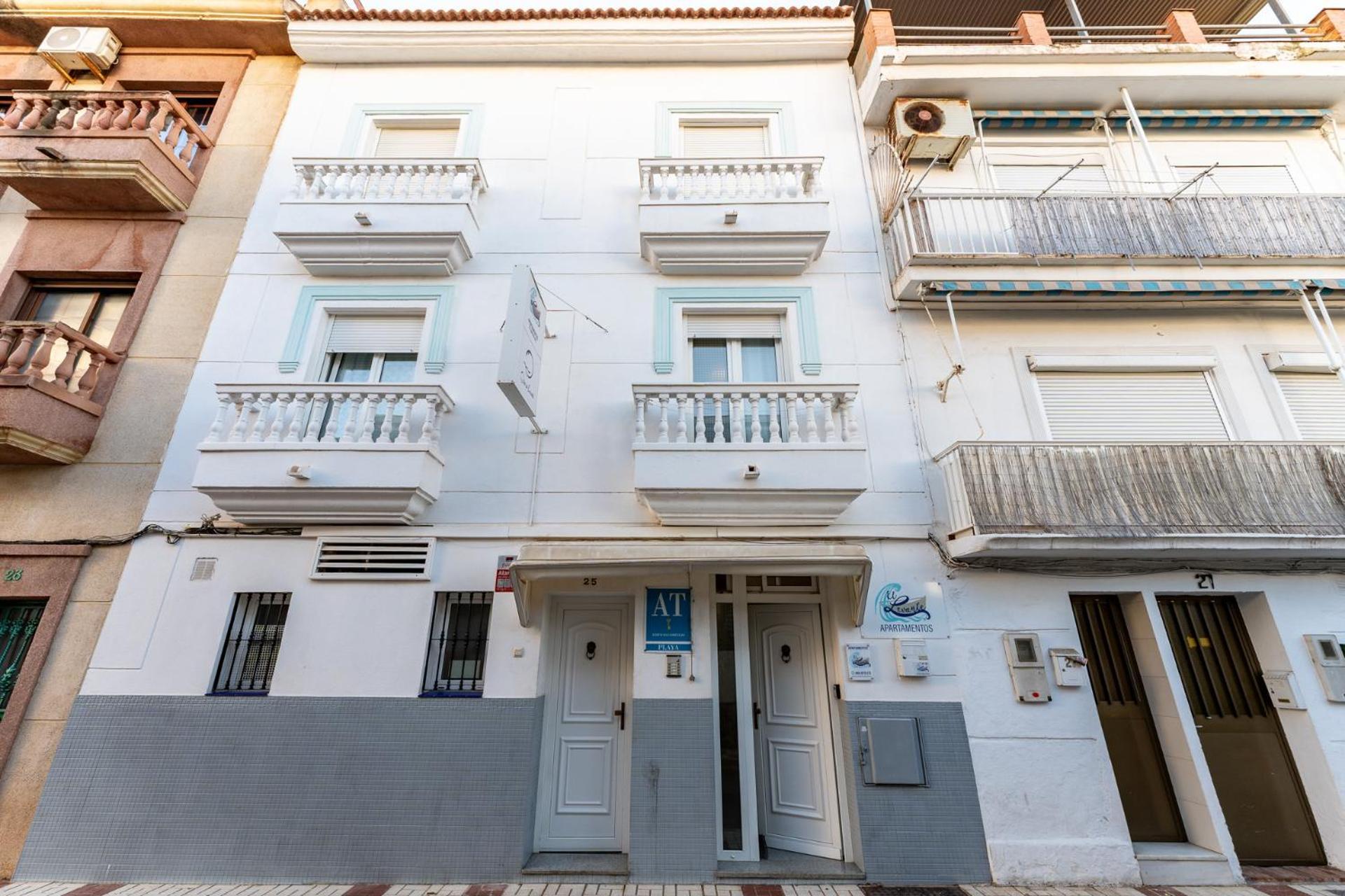 Malagasuite El Levante Apartments Торремолинос Экстерьер фото