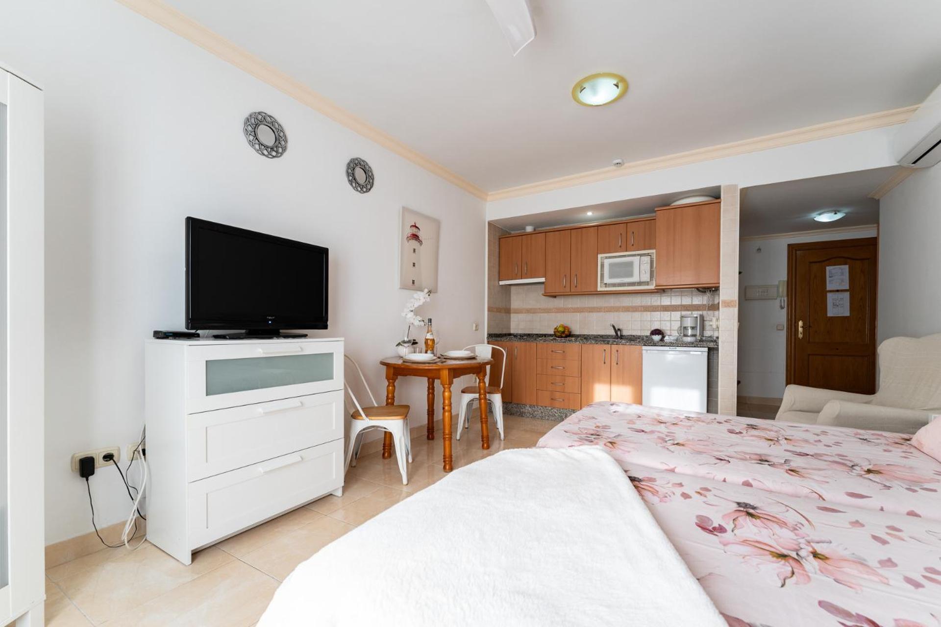 Malagasuite El Levante Apartments Торремолинос Экстерьер фото