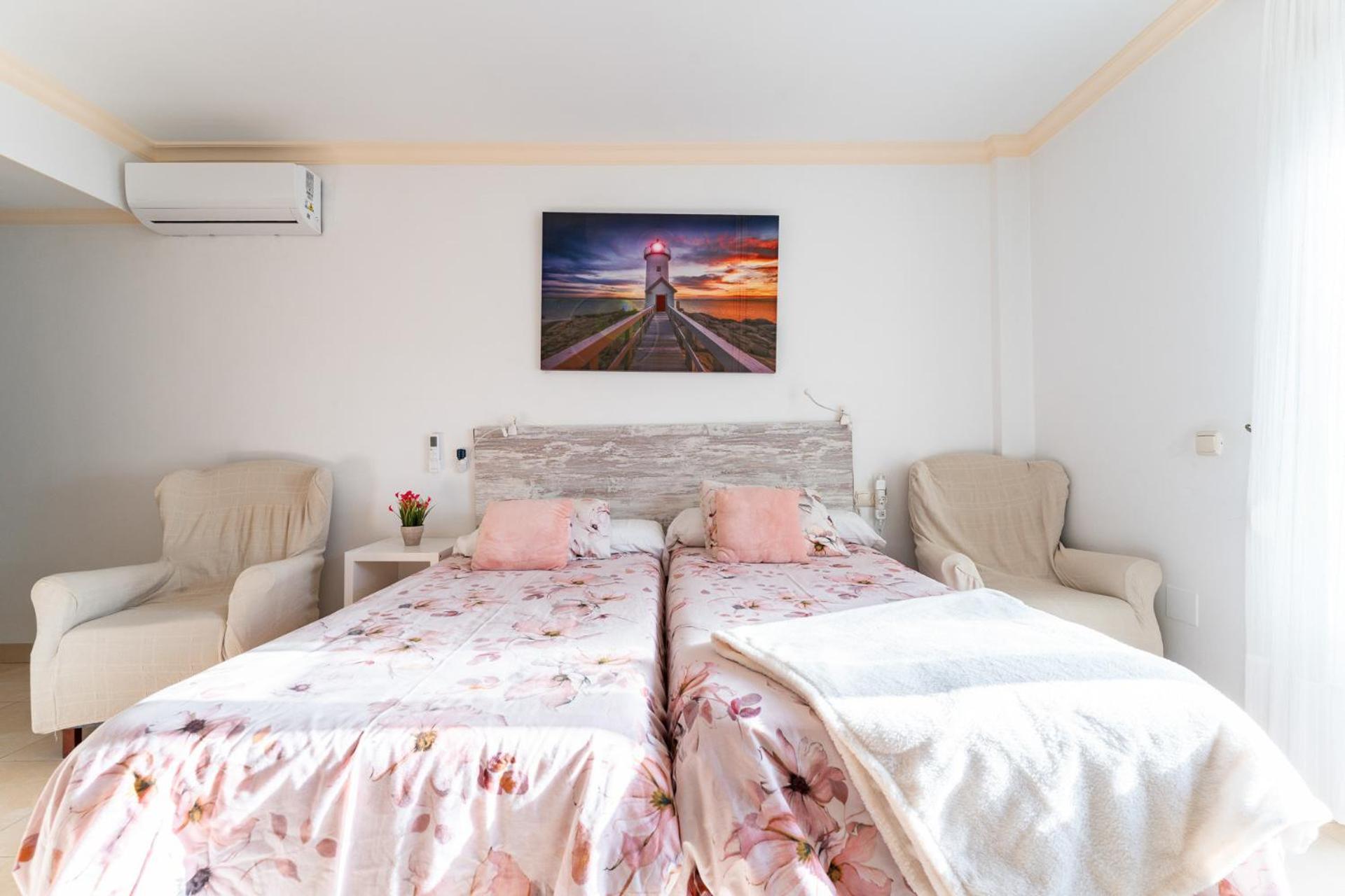 Malagasuite El Levante Apartments Торремолинос Номер фото