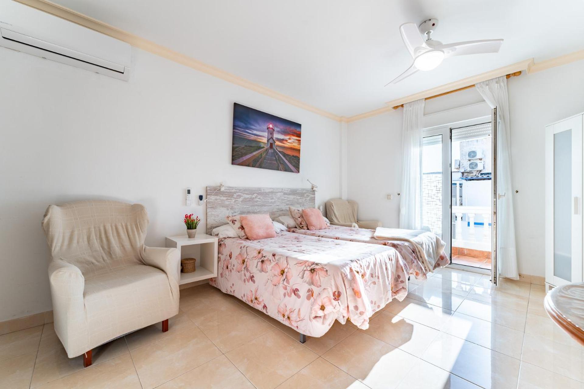 Malagasuite El Levante Apartments Торремолинос Номер фото