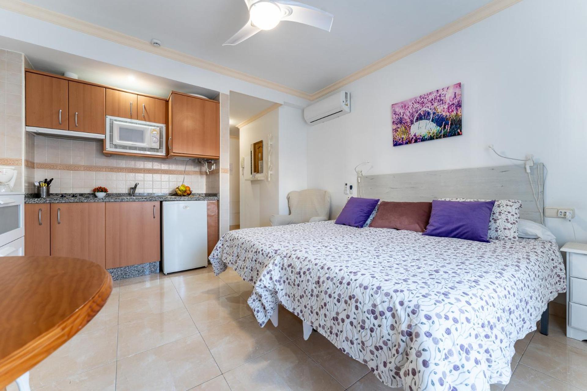 Malagasuite El Levante Apartments Торремолинос Экстерьер фото