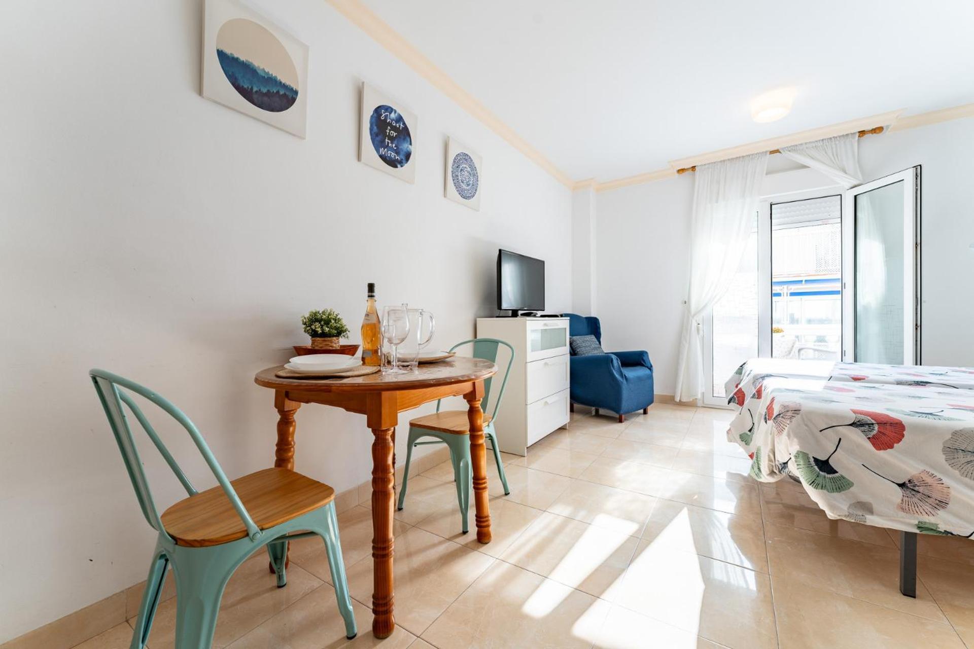 Malagasuite El Levante Apartments Торремолинос Экстерьер фото