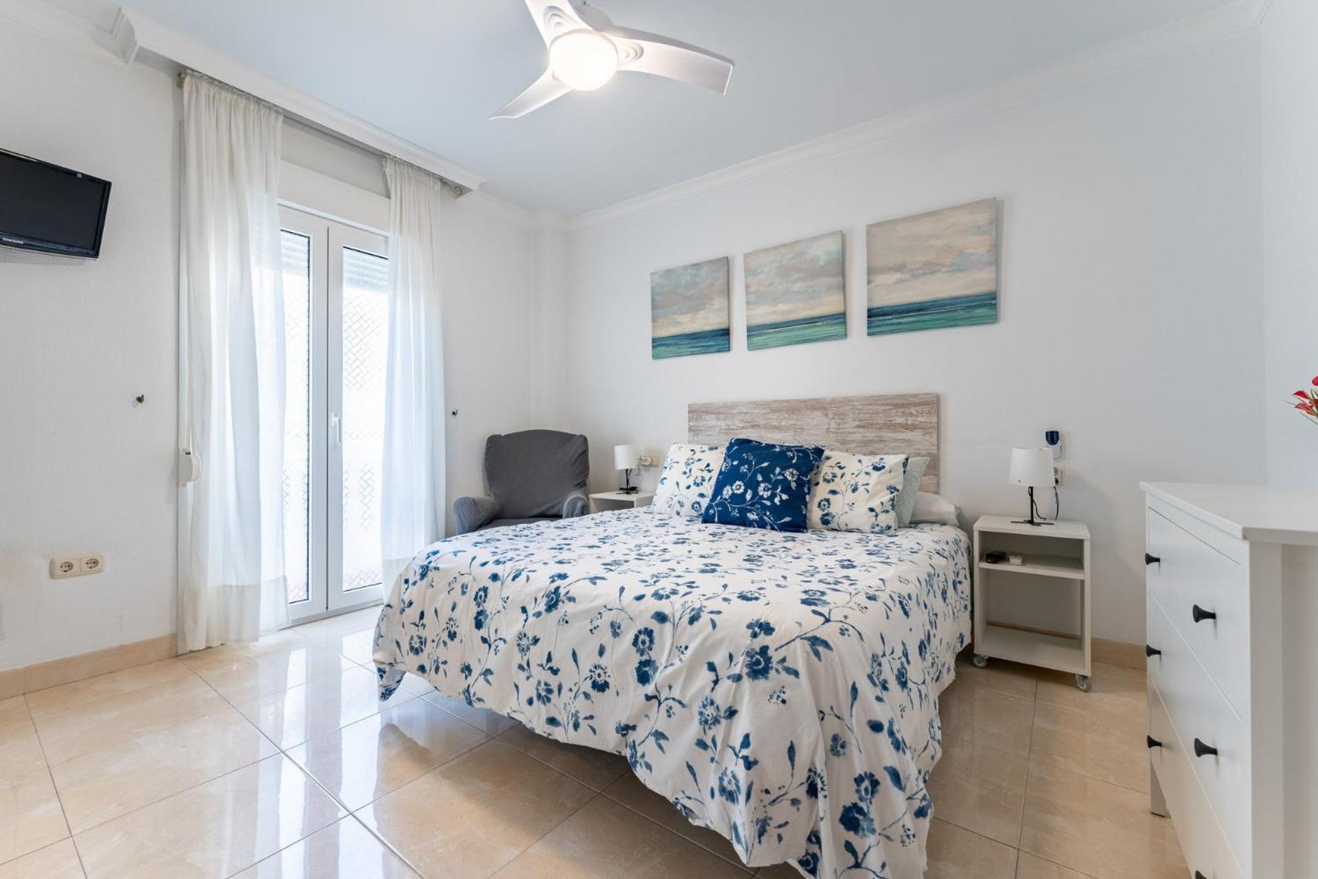 Malagasuite El Levante Apartments Торремолинос Экстерьер фото