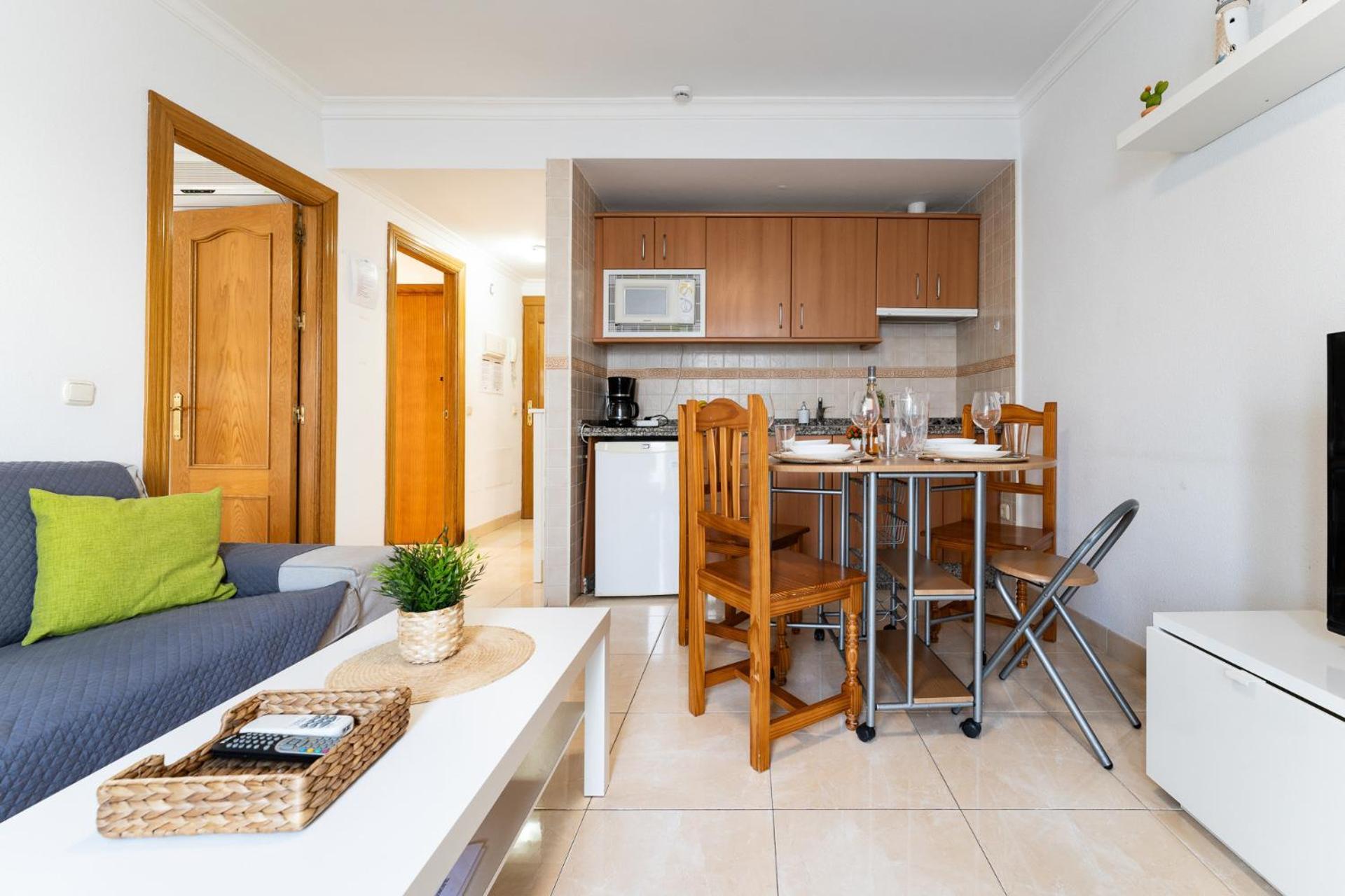 Malagasuite El Levante Apartments Торремолинос Экстерьер фото